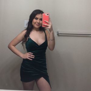 Meet your Posher, Elizabeth